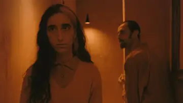 Zasłona do filmu "Ροές" #1107349