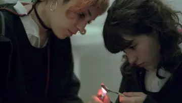 Zasłona do filmu "Cinco formas de borrar un chupón" #1115738