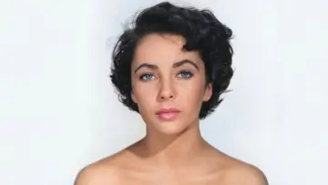 Zasłona do filmu "Elizabeth Taylor: The Lost Tapes" #1105434