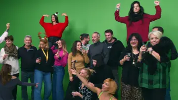 Zasłona do filmu "Δημιουργικός Παραγωγός: Ο Αφανής Ήρωας του Ελληνικού Cinema" #1107178