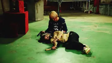 Zasłona do filmu "ベイビーわるきゅーれ ナイスデイズ" #682744