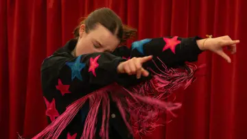 Zasłona do filmu "Sunny Dancer" #705429