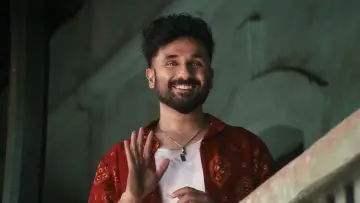 Zasłona do filmu "Happy Patel: Khatarnak Jasoos" #798205