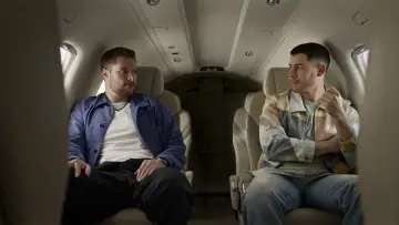 Zasłona do filmu "Przebój na lata" #1524940