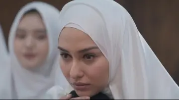 Zasłona do filmu "Laut Tengah" #1175621
