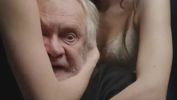 Zasłona do filmu "Jestem postacią fikcyjną" #469807