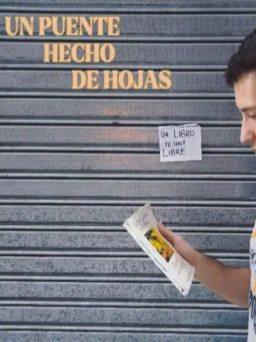 Plakat do filmu "Un puente hecho de hojas" #473753
