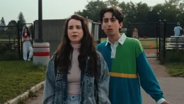 Zasłona do filmu "All is Fine in 