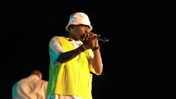 Zasłona do filmu "Coca Cola Music Tour - Soprano & Alonzo" #474103