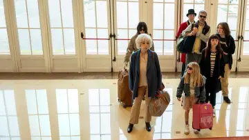 Zasłona do filmu "Una famiglia sottosopra" #781266
