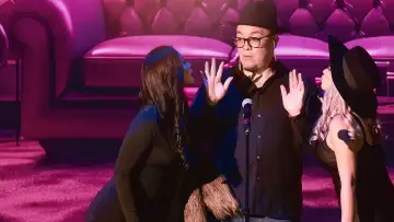 Zasłona do filmu "Franco Escamilla: Ladies