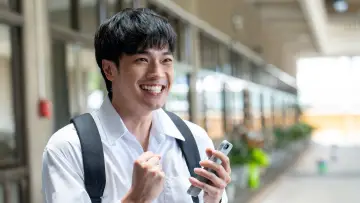Zasłona do filmu "สวัสดีวันจันทร์(ส)" #701295