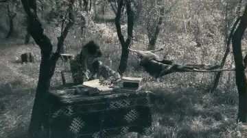 Zasłona do filmu "Între Tăcere și Păcat" #476433