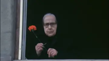 Zasłona do filmu "La Révolution des Œillets" #477798
