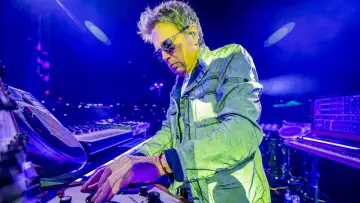 Zasłona do filmu "Jean-Michel Jarre - Starmus: Bridge from the Future" #1117727