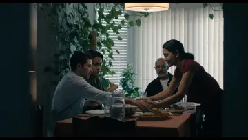 Zasłona do filmu "His Father