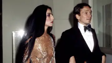 Zasłona do filmu "Bob Mackie: Naked Illusion" #785157