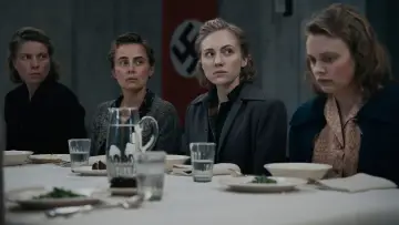 Zasłona do filmu "Le assaggiatrici" #607560