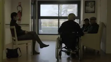 Zasłona do filmu "Hold-up sur les vieux" #1113688