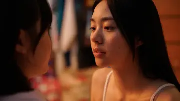 Zasłona do filmu "แฟลตเกิร์ล ชั้นห่างระหว่าง เ ร า" #882800