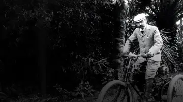 Zasłona do filmu "Pierre de Coubertin : Grandeur et mystères du père des J.O." #480748