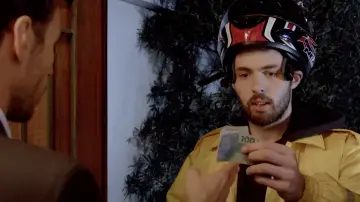 Zasłona do filmu "Tudo Acaba Em Pizza" #485256