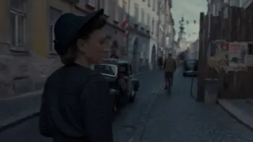 Zasłona do filmu "Węgierska krawcowa" #487828