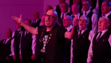 Zasłona do filmu "Striking with Pride: United at the Coalface" #476507