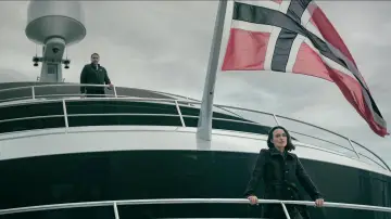 Zasłona do filmu "Kobieta z kabiny dziesiątej" #573041