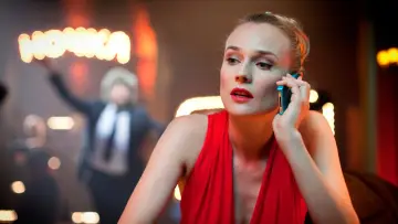 Zasłona do filmu "Wyszłam za mąż, zaraz wracam" #408618