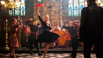 Zasłona do filmu "Wyszłam za mąż, zaraz wracam" #408621
