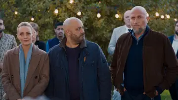 Zasłona do filmu "T