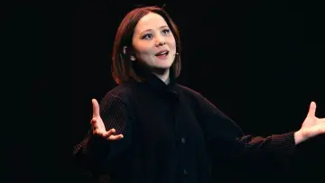 Zasłona do filmu "Laura Felpin : Ça passe" #1138263