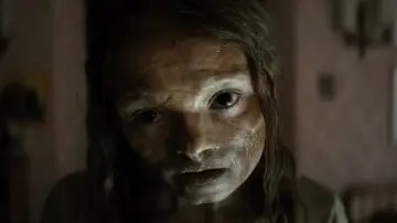 Zasłona do filmu "Lee Cronin