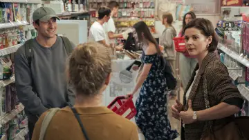 Zasłona do filmu "Przepiękne!" #1757311