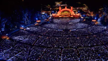Zasłona do filmu "Król Lew w Hollywood Bowl" #703570