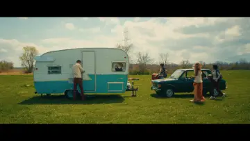 Zasłona do filmu "Mending" #504626