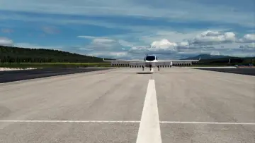 Zasłona do filmu "Grünes Fliegen - Reisen in der Zukunft" #1192449