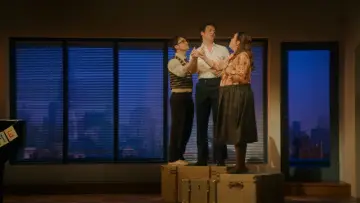 Zasłona do filmu "Merrily We Roll Along" #548408