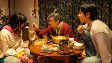 Zasłona do filmu "좀비딸" #569051