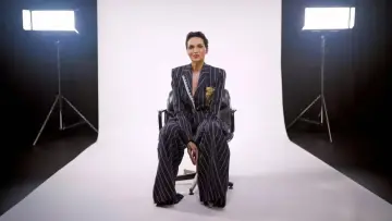 Zasłona do filmu "Paris capitale de la mode, 50 ans de Fashion Week !" #1142751