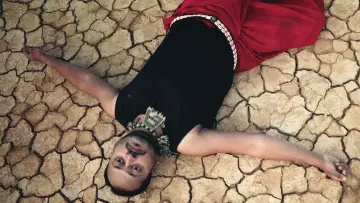 Zasłona do filmu "মেঘনাদ বধ কাব্য" #554792