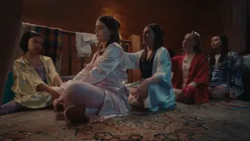 Zasłona do filmu "Blood Sisters" #922400