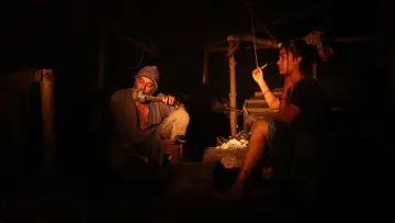Zasłona do filmu "சாயாவனம்" #932061