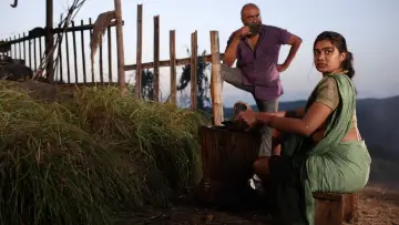 Zasłona do filmu "சாயாவனம்" #932072