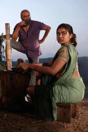 Plakat do filmu "சாயாவனம்" #932081