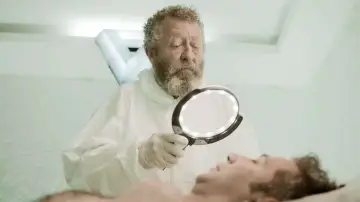 Zasłona do filmu "Dünya Varmış" #1166856