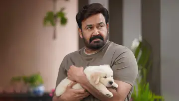 Zasłona do filmu "ഹൃദയപൂര്‍വ്വം" #784276