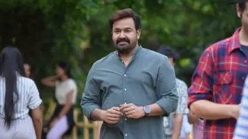 Zasłona do filmu "ഹൃദയപൂര്‍വ്വം" #784282