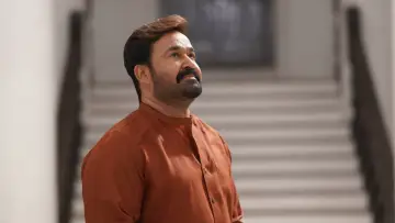 Zasłona do filmu "ഹൃദയപൂര്‍വ്വം" #784283